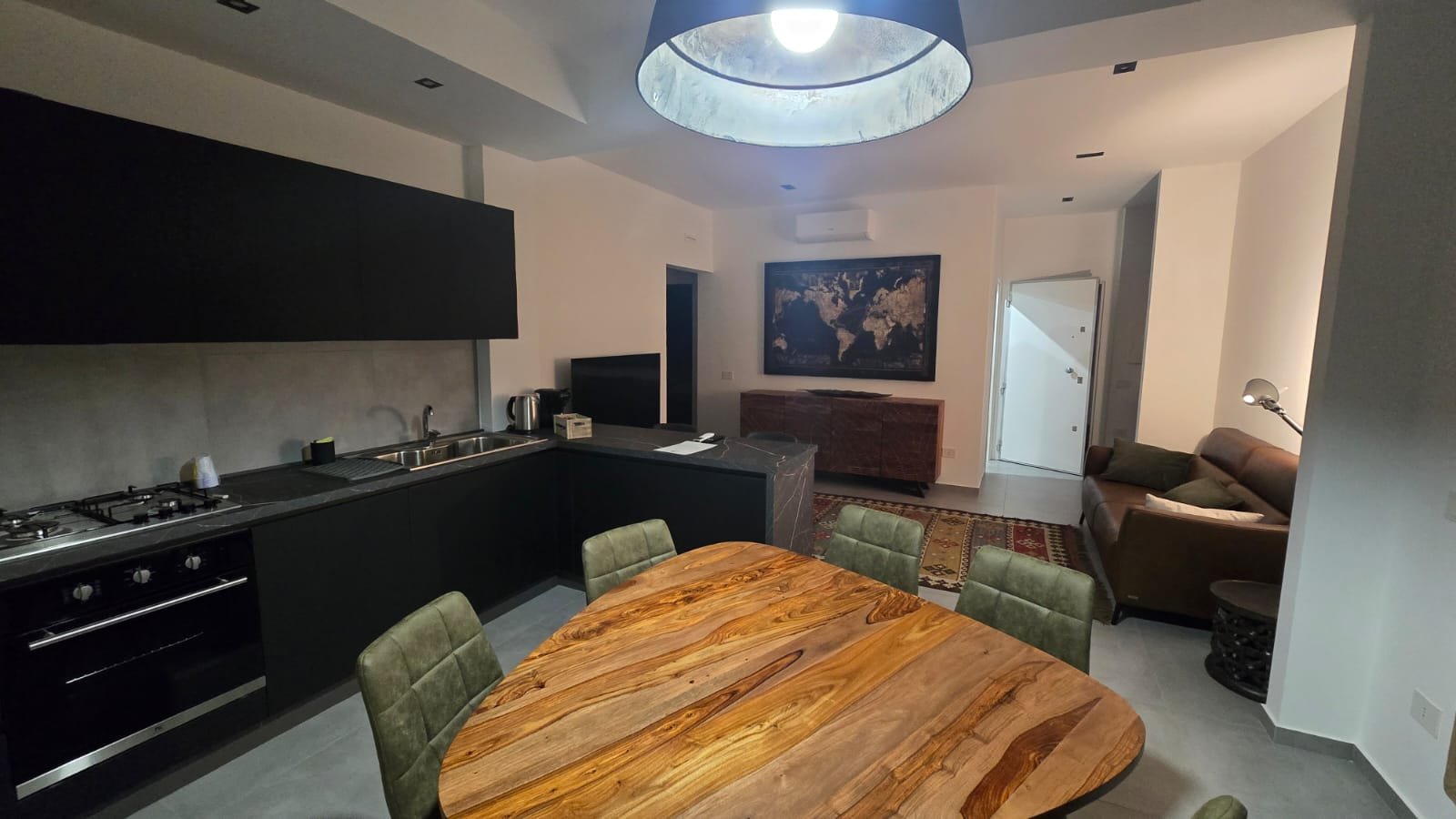 AFFITTI BREVI APPARTAMENTO IN PIENO CENTRO DI CORIGLIANO SCALO